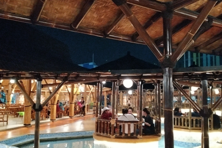 Kampung Kecil Resto Viral di Sentul Bogor, Ini Dia Review Tempat yang Dijamin Ramah di Kantong!